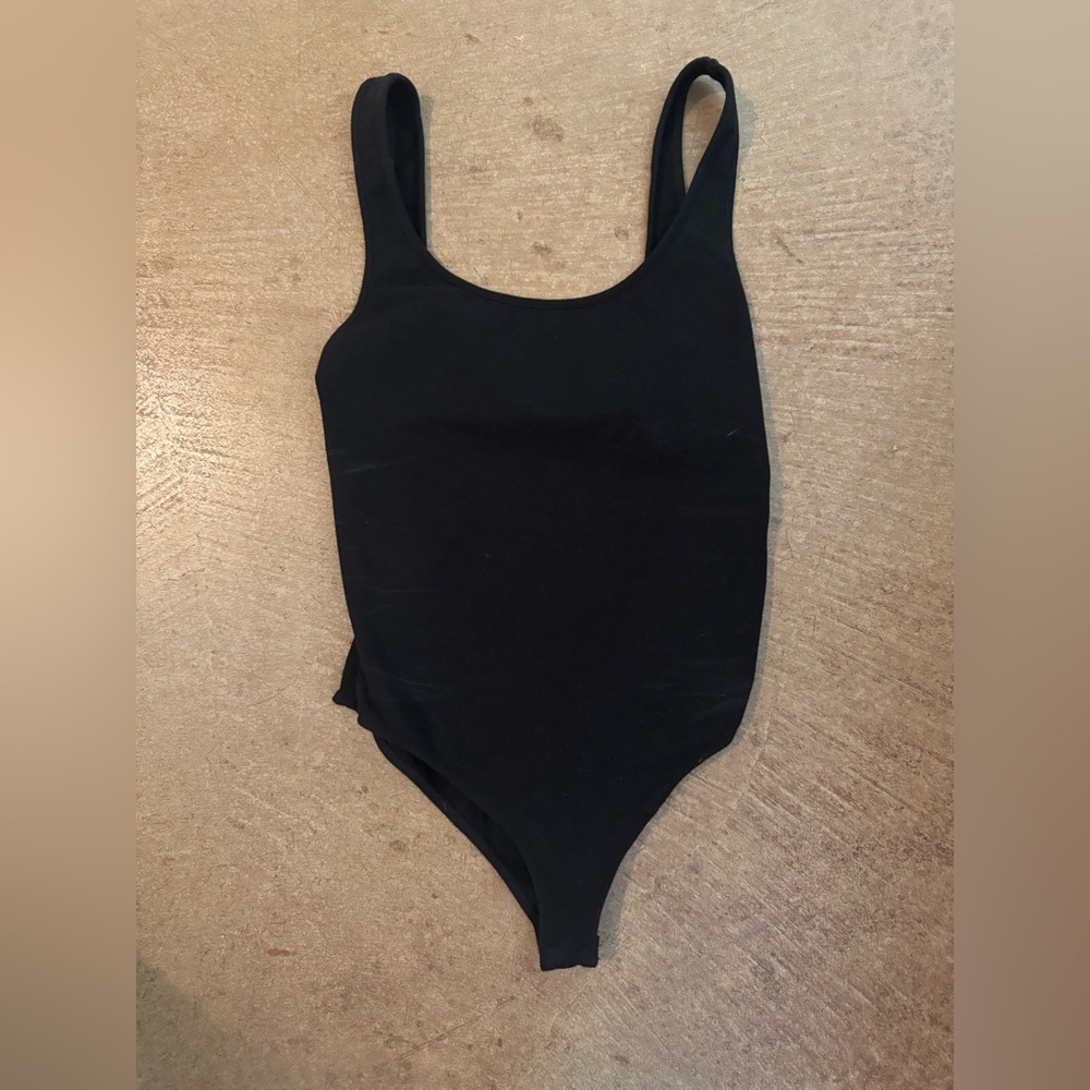 Reformation black body suit NWOT